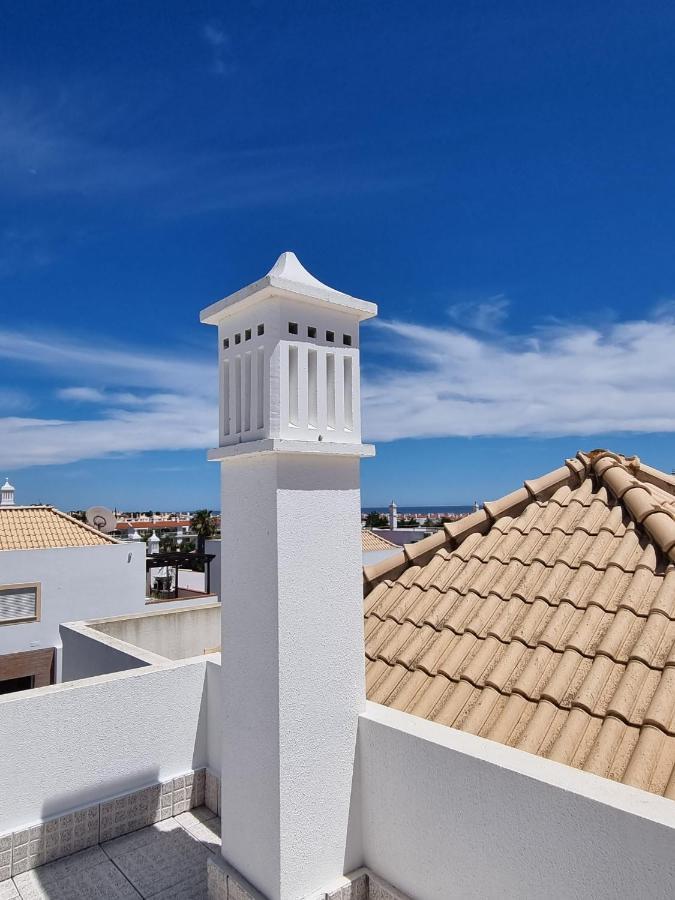 Apartamento Duplex Em Cabanas De タヴィラ エクステリア 写真